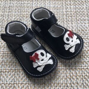 Jack and Lily Leather Mary Janes (size 12-18m)